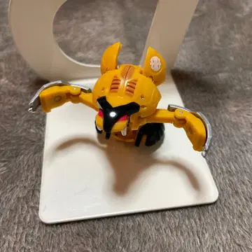 바쿠간 표범 자카드 (자크 자카드)