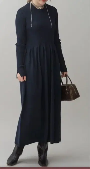 이에나 홀 리브 개더 원피스 니트 원피스 네이비