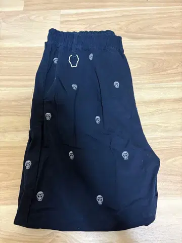 PUNK DRUNKERS 아이츠 올 패턴 팬츠