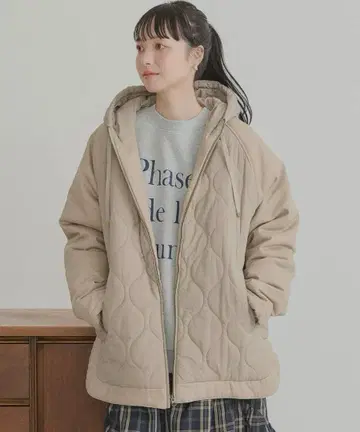 어스 뮤직앤에코로 래글런 절개 퀼팅 블루종 그레이 베이지