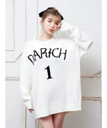 다리치 DD 로고 자카드 니트 원피스