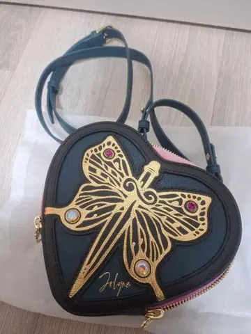 samantha vega 사만사베가 죠죠의 기묘한 모험 죠린 백