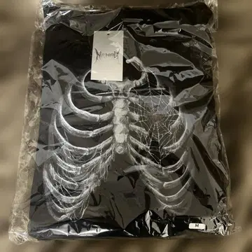 [ 미사용 새상품 ] 완판템 noremid 노리미드본 후드티 블랙 M