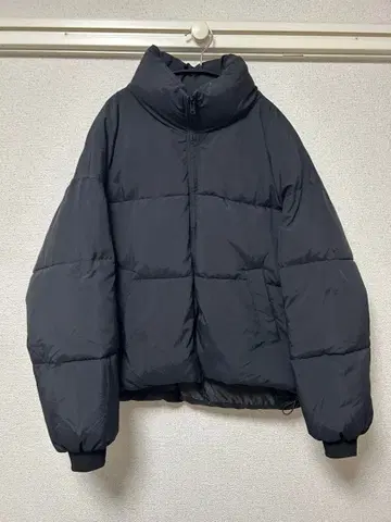 FEKETE 블랙 다운 자켓 M 사이즈