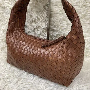 새상품급 ESTINE 브라운 가죽 짜임 원 숄더백