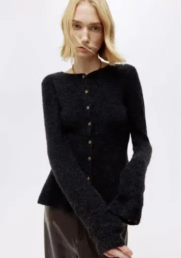 H&M 리브 니트 페플럼 가디건 다크 그레이 멜란지