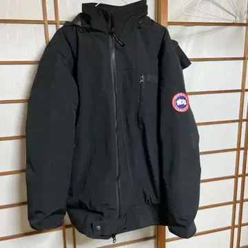 Canada Goose Arctic Program 블랙 다운 자켓