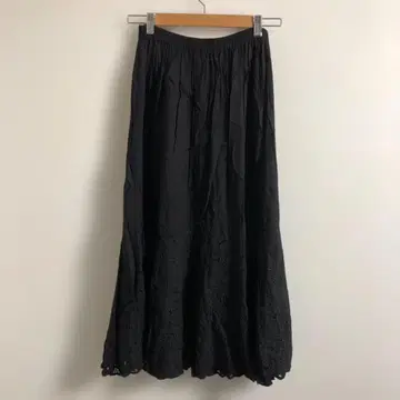 [ 새상품급 ] 블랙 레이스 롱 스커트 플레어 허리밴딩 성숙 캐주얼