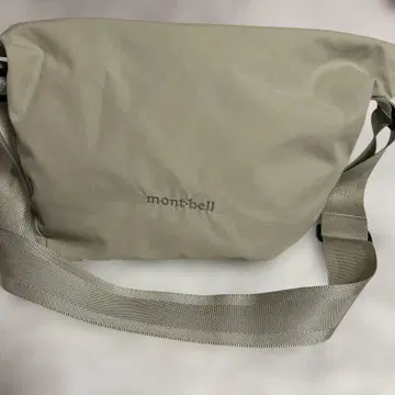 몽벨 숄더백 아이보리