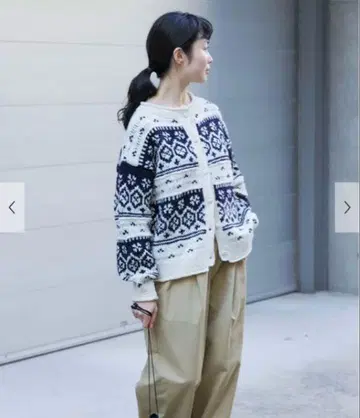 택 포함 새상품 카구레 페루 노르딕 가디건 어반 리서치 도어스