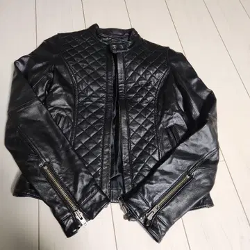 LIP SERVICE 블랙 가죽 라이더 자켓