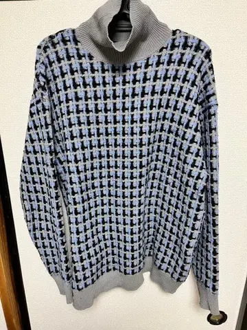 AZUL 터틀넥 니트