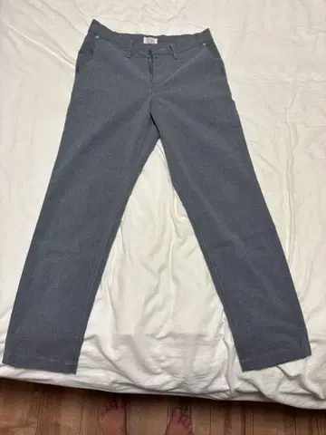 스펠바운드의 앵클컷 팬츠