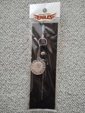 [ 미개봉 레어 ] 도호쿠 라쿠텐 골든 이글스 카라스코 메달 스트랩