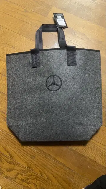 Mercedes-Benz 펠트 토트백