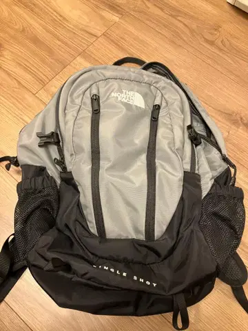새상품급 THE NORTH FACE SINGLE SHOT 백팩 그레이