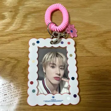 THE BOYZ 더보이즈 트레이딩 카드 홀더 에릭 트레이딩 카드