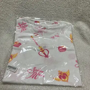 세일러문 아이콘 T셔츠 미개봉