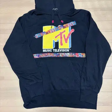 MTV 후드 부착 후드티 블랙