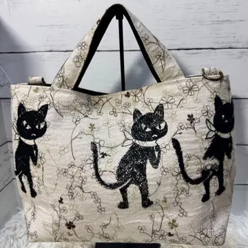 pjc 크로치 군 미나 페르호넨 토트백 크로치 군 6마리