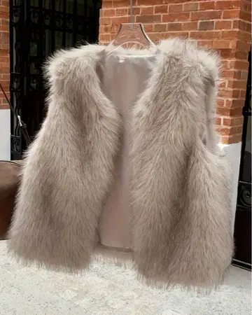 미사용 베이지 퍼 베스트