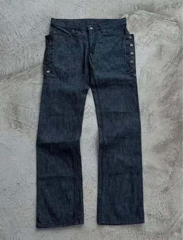 2000s final home side button denim