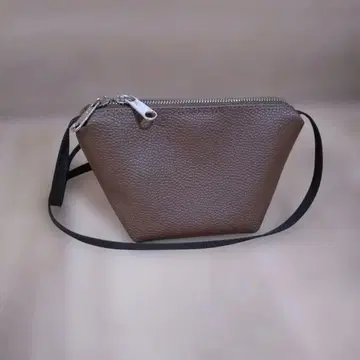 에르베샤 펠리에 2797GP