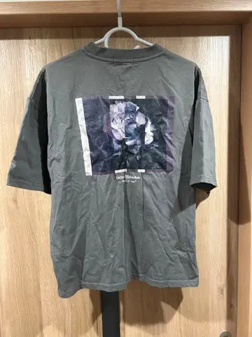 T셔츠 L 사이즈 차콜