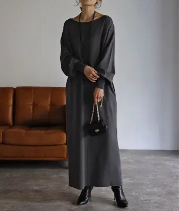 다크 그레이 롱 기장 원피스