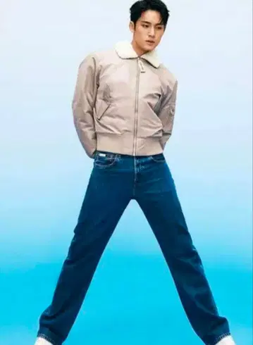 Calvin Klein 에비에이터 자켓 민규 착용