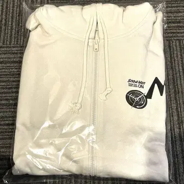 평소 사이즈(L) 후드티 Snow Man 투어 ON