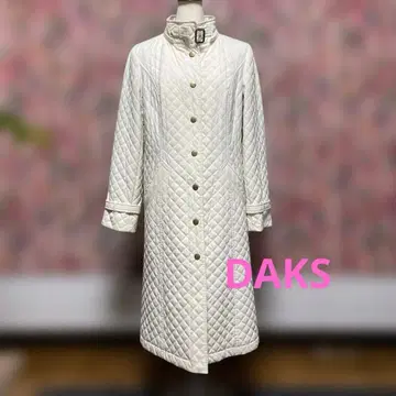 새상품급 DAKS 퀼팅 롱 코트 아이보리 40