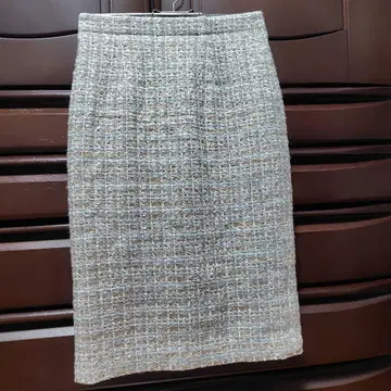 VIRINA 라메 혼방 트위드 스커트
