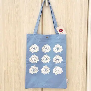 미야쿠미야쿠 토트백 라이트 블루 완판템 모다 토트백 스카이블루