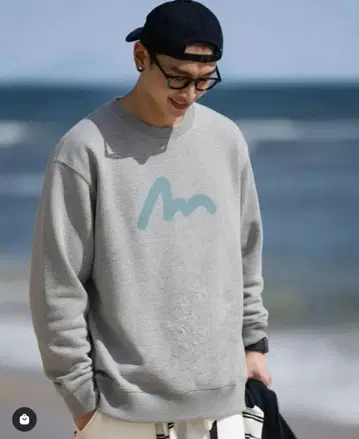 미사용 새상품 karaku 카 그레이 맨투맨