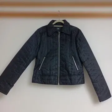 블랙 퀼팅 숏 자켓