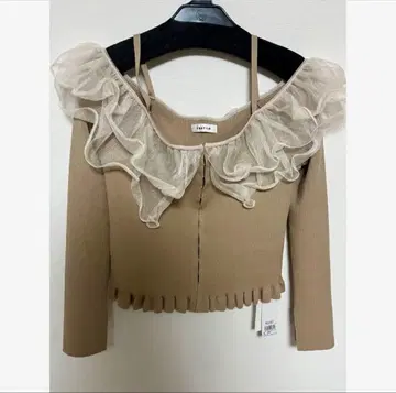 프레이 아이디 프릴 오프숄더 니트