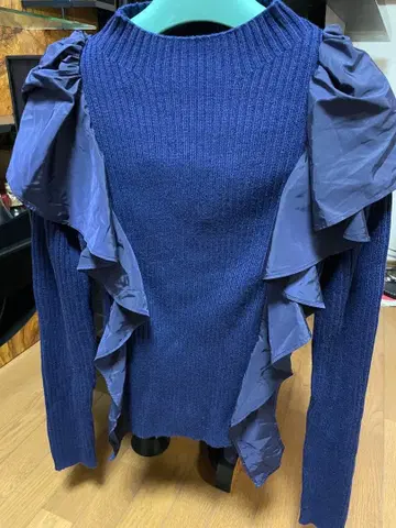 FRAY I.D 프릴 하이넥 스웨터