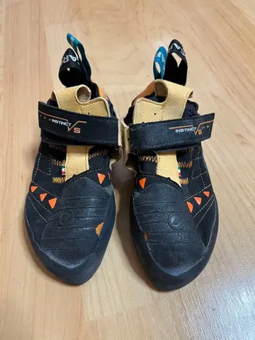 La Sportiva instinct VS 사이즈 40
