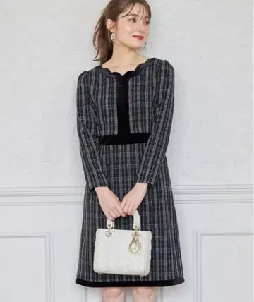 tocco closet 스칼라넥 트위드 원피스