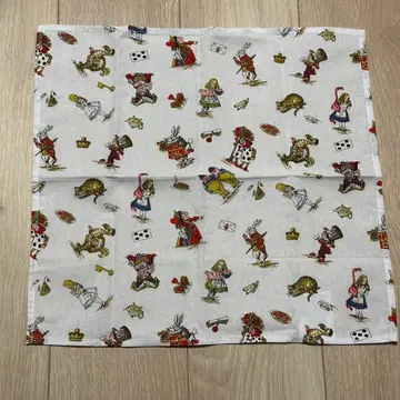 [ 미사용 새상품 ] 원더랜드 앨리스 손수건 테이블 냅킨 주방 크로스