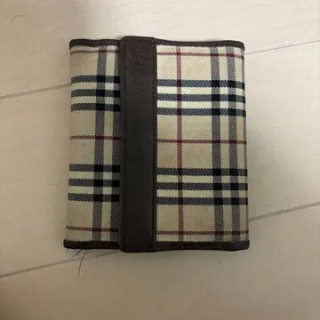 체크 무늬 접이식 지갑