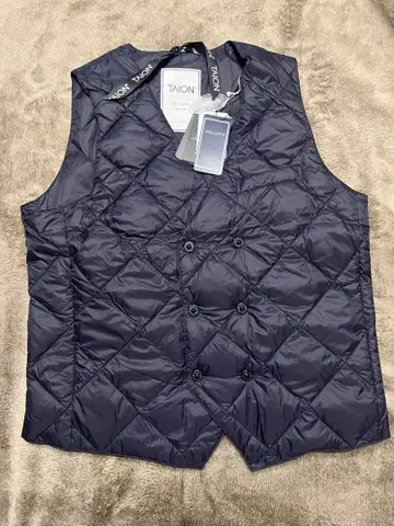 [ 새상품 ] TAION 네이비 다운 베스트