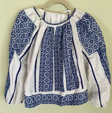 앤티크 자수 블라우스