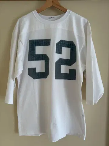 SAFARI x JM 그리드 패턴 리플렉터 프린트 풋볼 T셔츠