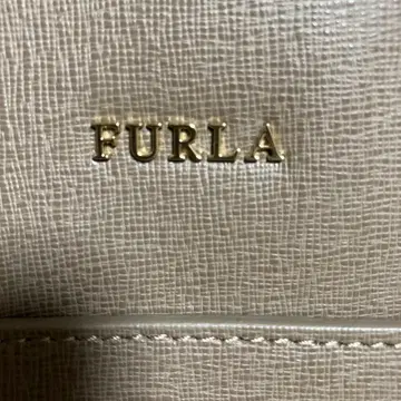 FURLA 베이지 가죽 백