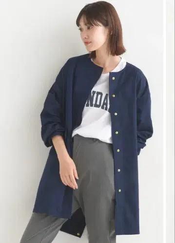 OMNES 발수 가공 피쉬테일 노카라 코트 네이비