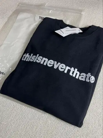 thisisneverthat 맨투맨 남녀 공용 M