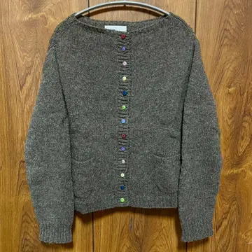 컬러풀 버튼 페루 니트 가디건 ESTELLE