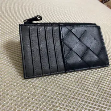 INTREX 블랙 가죽 프래그먼트 케이스